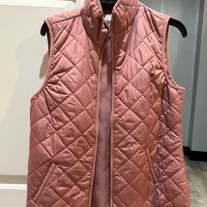 Women puffer vest